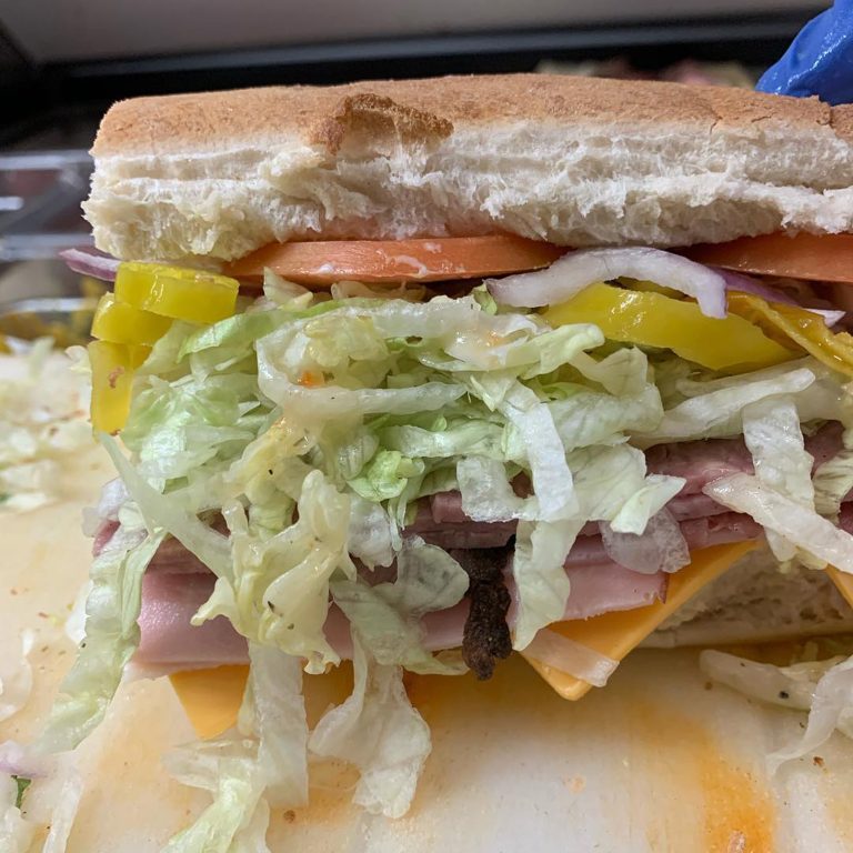 Breadboard buffalo wy sandwiches and lunch in buffalo wy