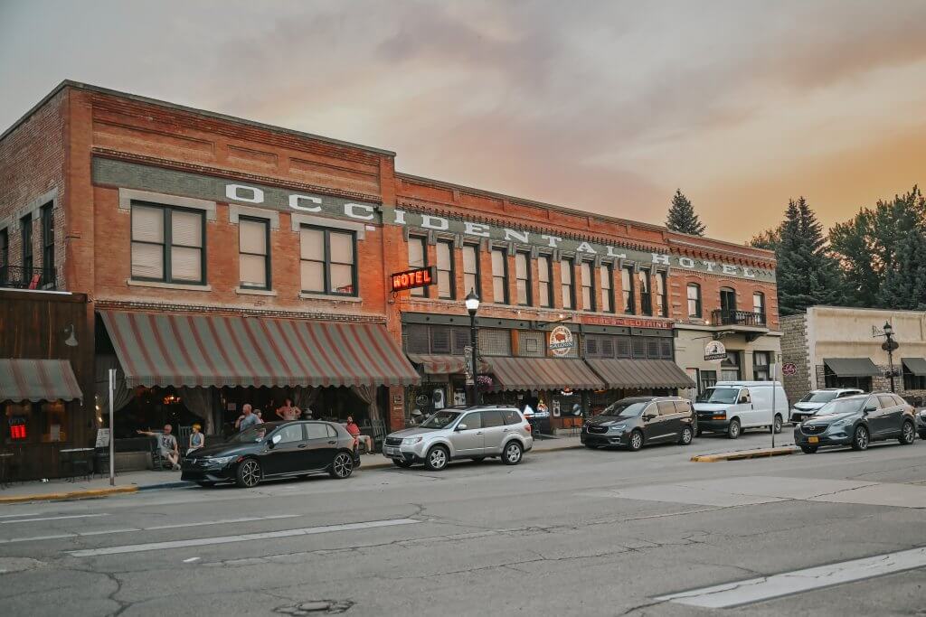 A Literary Guide to Johnson County, Wyoming: From 'The Virginian' to Longmire Country A Literary Guide to Johnson County, Wyoming: From 'The Virginian' to Longmire Country